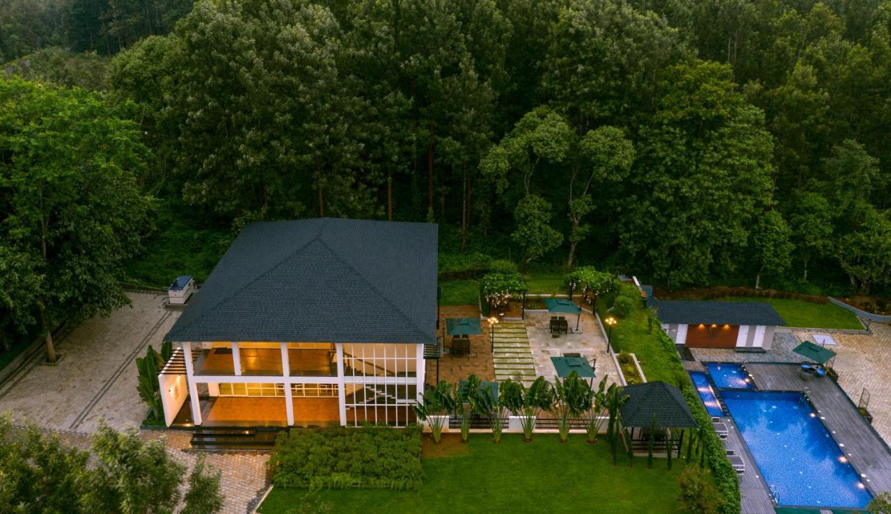 Vismita County Hotel Chikmagalur Exterior photo