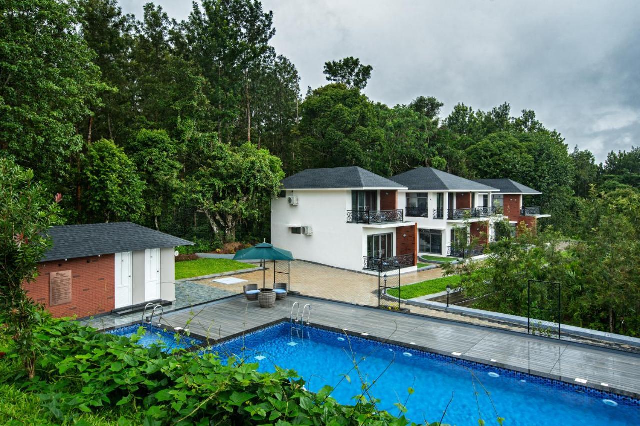 Vismita County Hotel Chikmagalur Exterior photo